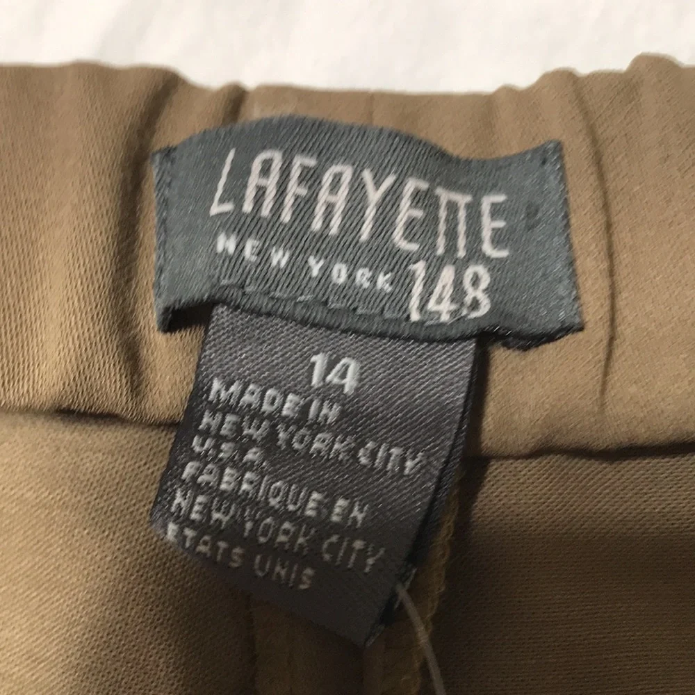 Lafayette 148 New York taupe 100% wool pants with side zipper - Picture 6 of 9